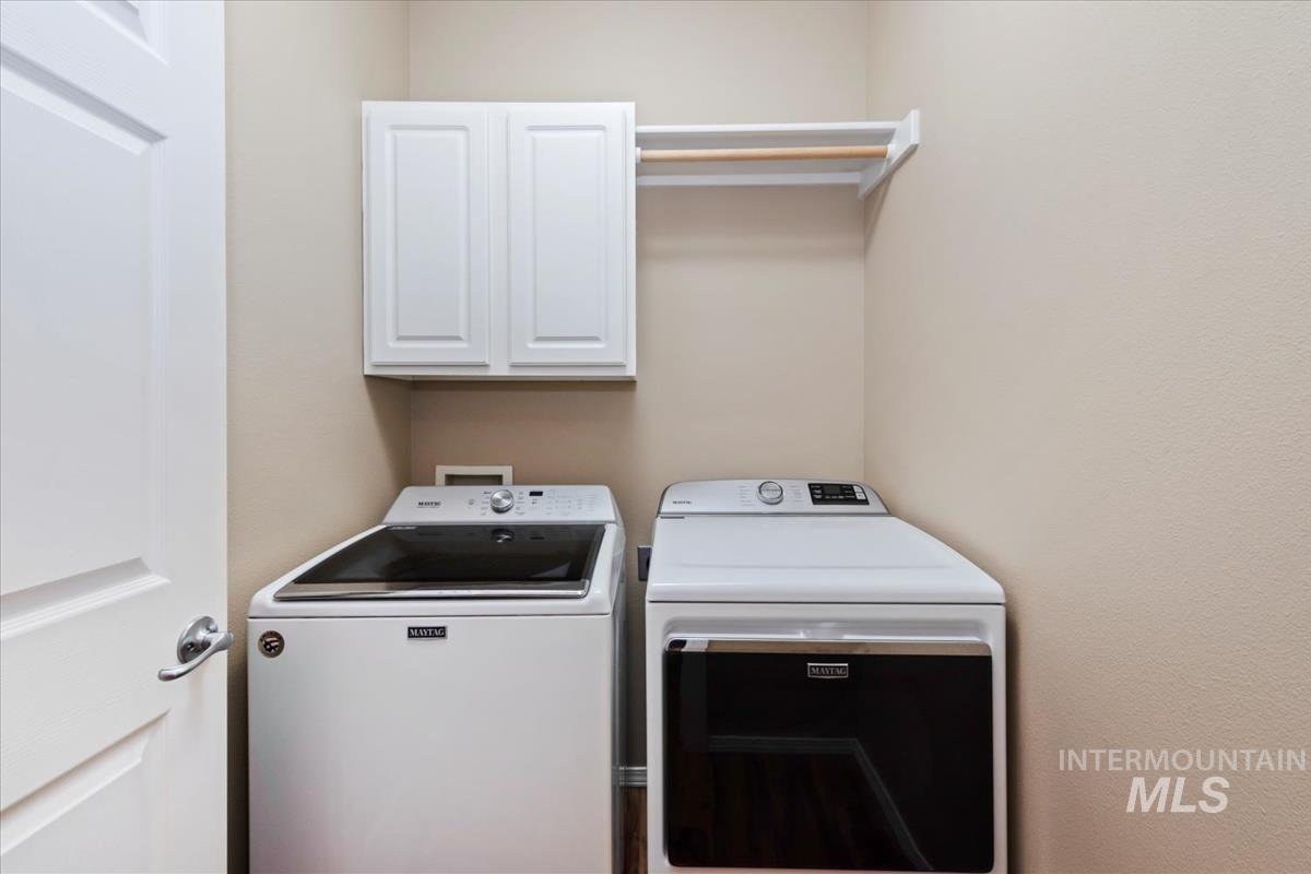 9169 W Lancelot Court, Boise, Idaho 83704, 2 Bedrooms, 2 Bathrooms, Residential For Sale, Price $350,000,MLS 98979573