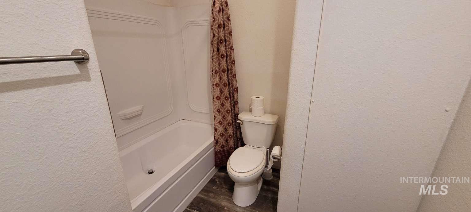 2960 N Linda Vista Ln, Boise, Idaho 83704, 1 Bedroom, 1 Bathroom, Residential For Sale, Price $56,000, 98979577