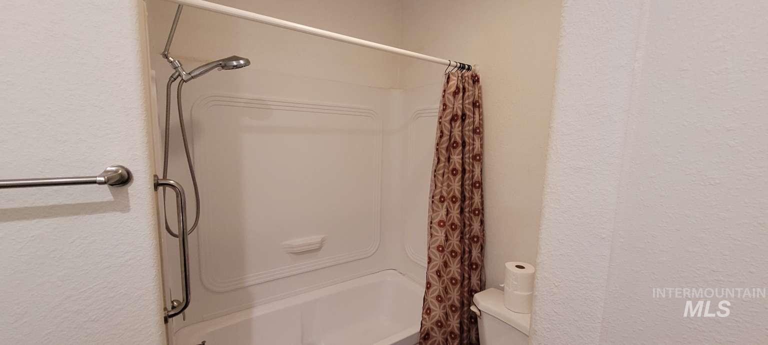 2960 N Linda Vista Ln, Boise, Idaho 83704, 1 Bedroom, 1 Bathroom, Residential For Sale, Price $56,000, 98979577