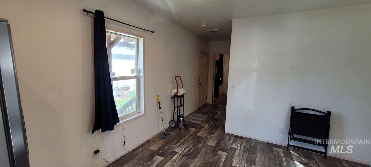 2960 N Linda Vista Ln, Boise, Idaho 83704, 1 Bedroom, 1 Bathroom, Residential For Sale, Price $56,000, 98979577