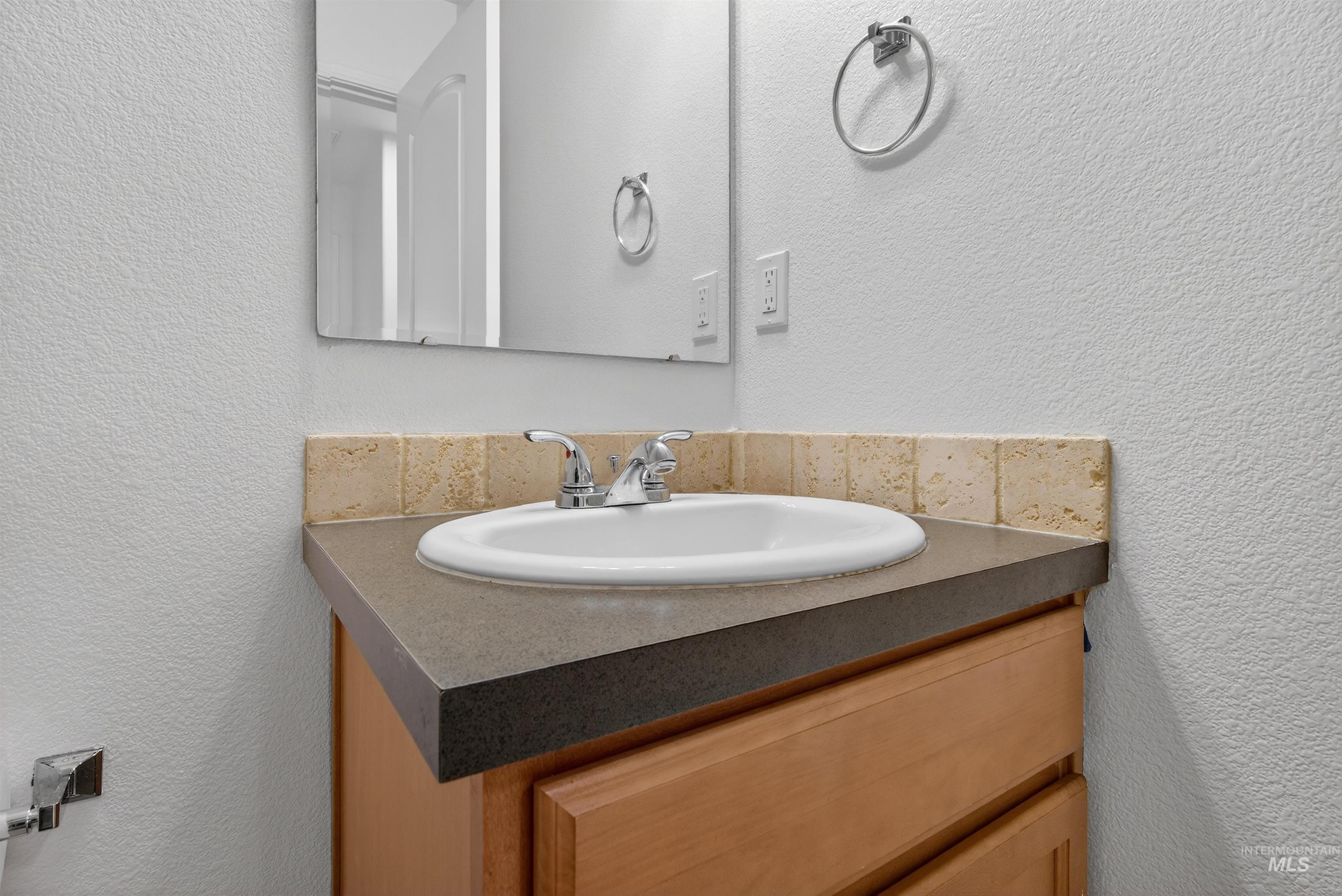 7837 E Bratton Dr, Nampa, Idaho 83687, 3 Bedrooms, 2 Bathrooms, Residential For Sale, Price $394,537, 98979578