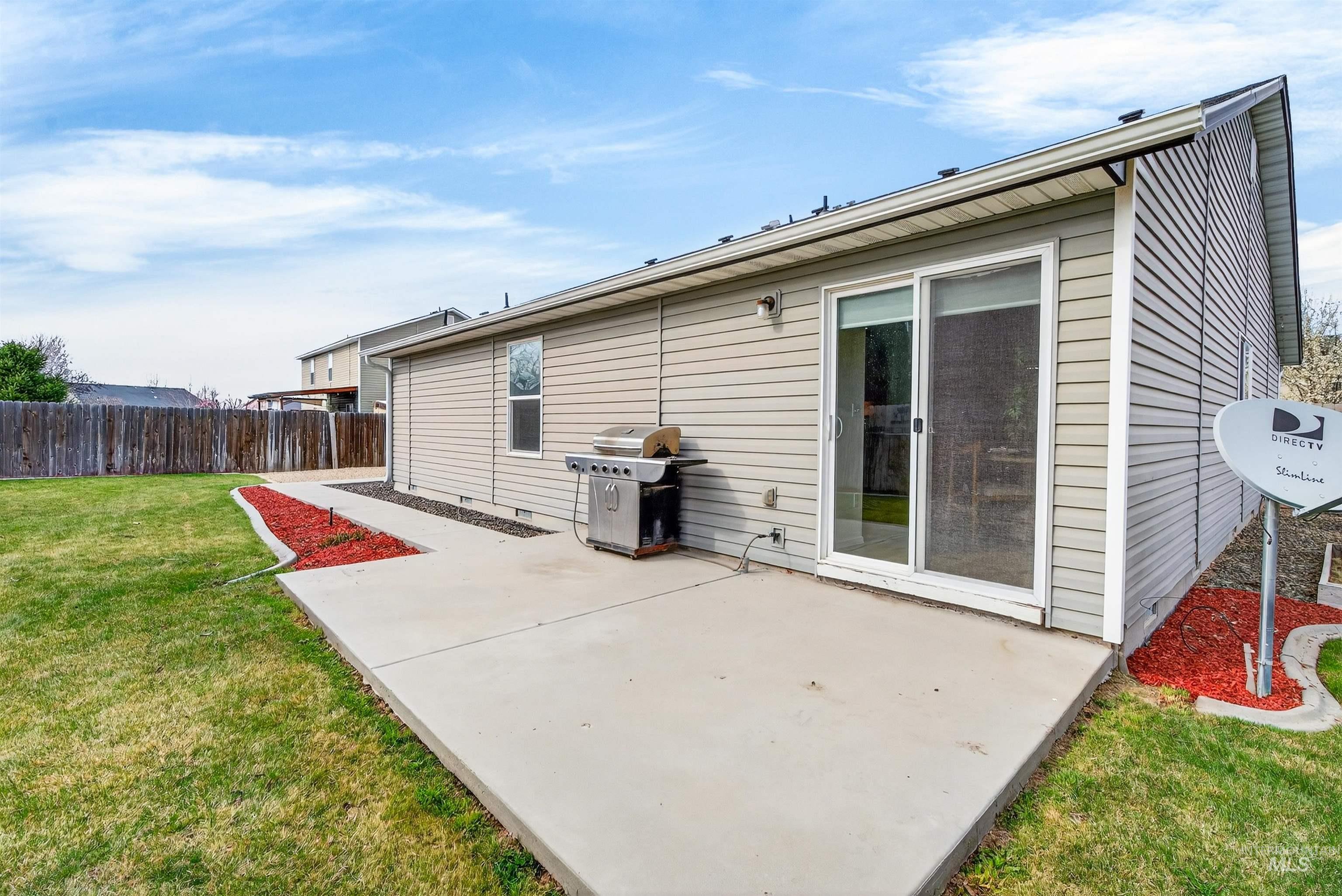 7837 E Bratton Dr, Nampa, Idaho 83687, 3 Bedrooms, 2 Bathrooms, Residential For Sale, Price $394,537, 98979578