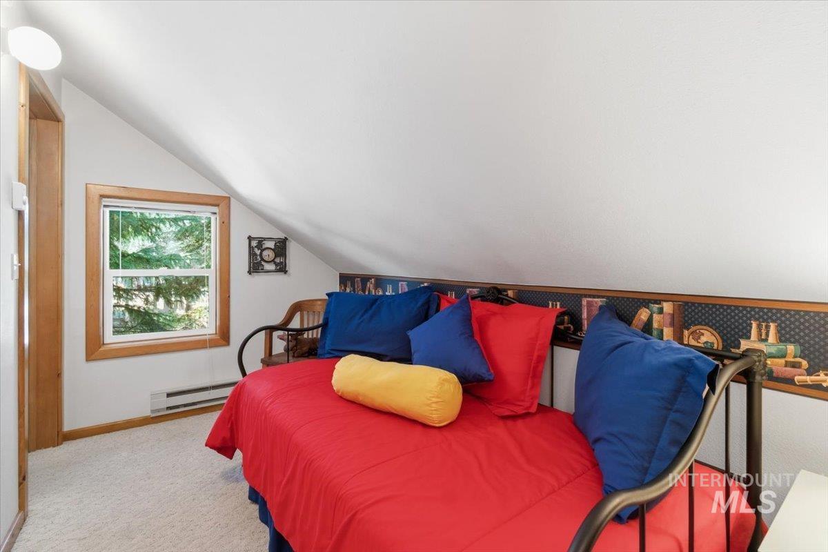 1085 Chip Shot Dr, McCall, Idaho 83638, 3 Bedrooms, 3 Bathrooms, Residential For Sale, Price $1,390,000, 98979579