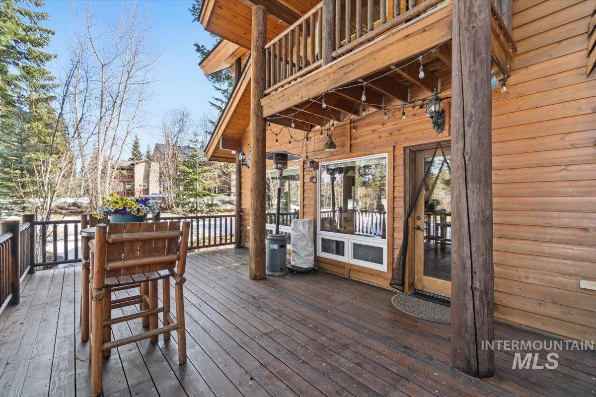 1085 Chip Shot Dr, McCall, Idaho 83638, 3 Bedrooms, 3 Bathrooms, Residential For Sale, Price $1,390,000, 98979579