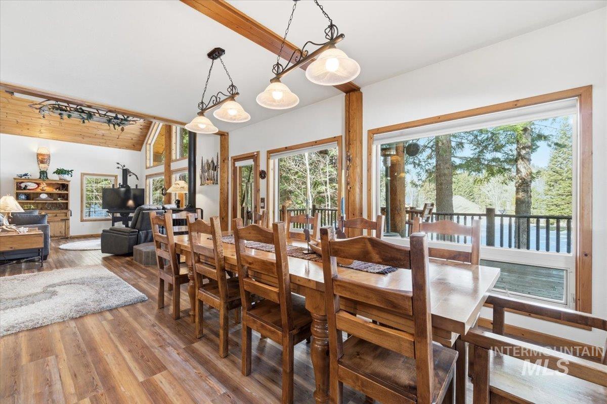 1085 Chip Shot Dr, McCall, Idaho 83638, 3 Bedrooms, 3 Bathrooms, Residential For Sale, Price $1,390,000, 98979579