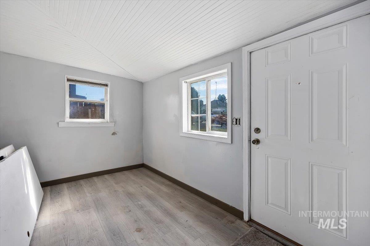 308 E Avenue E, Jerome, Idaho 83338-3131, 3 Bedrooms, 1 Bathroom, Residential For Sale, Price $175,000,MLS 98979581