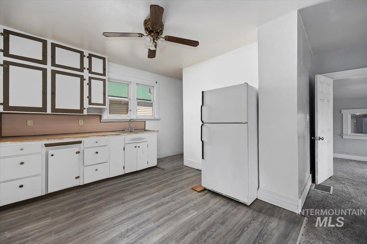 308 E Avenue E, Jerome, Idaho 83338-3131, 3 Bedrooms, 1 Bathroom, Residential For Sale, Price $175,000,MLS 98979581