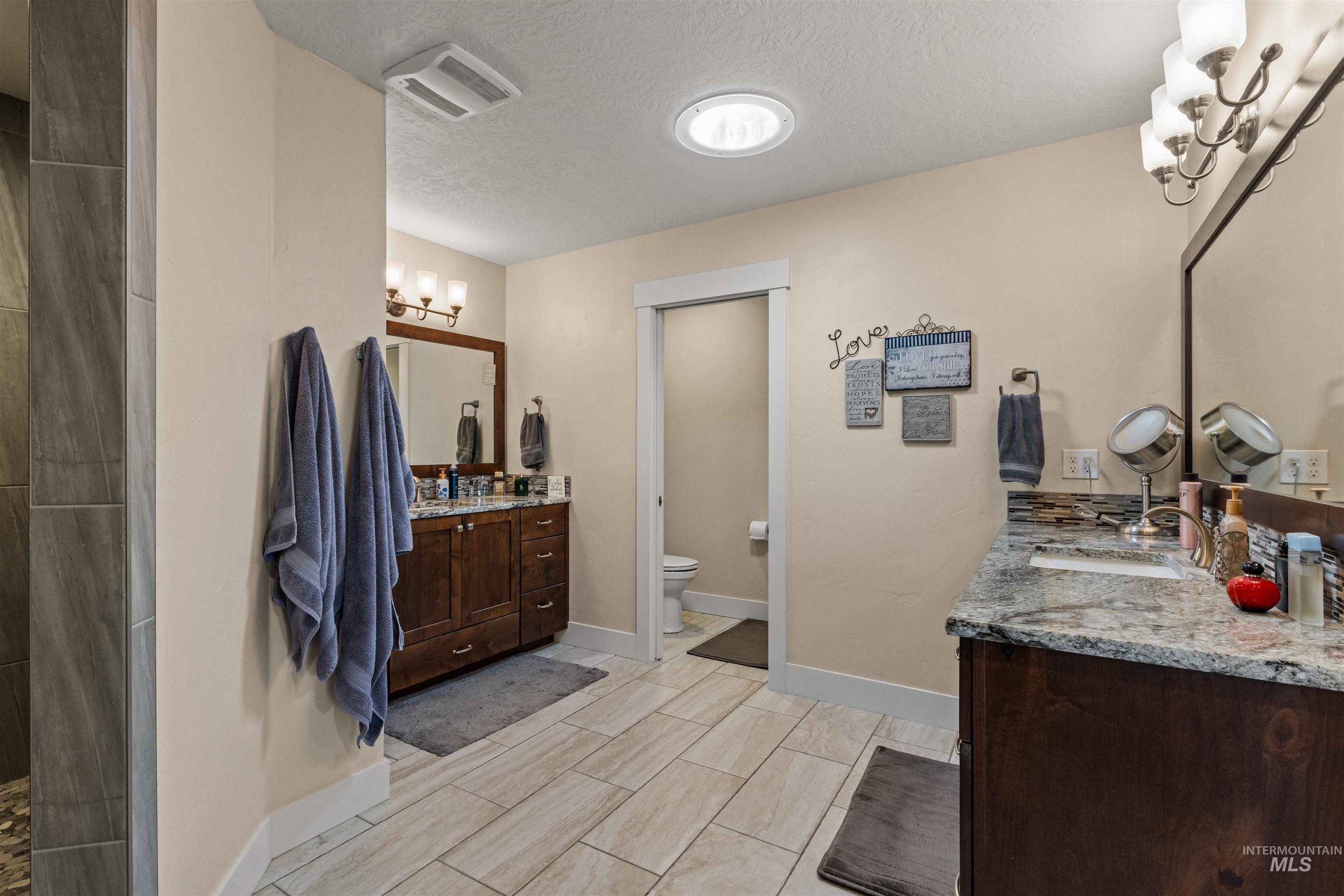 20796 Lowell Road, Caldwell, Idaho 83607, 4 Bedrooms, 3 Bathrooms, Residential For Sale, Price $1,750,000,MLS 98979582