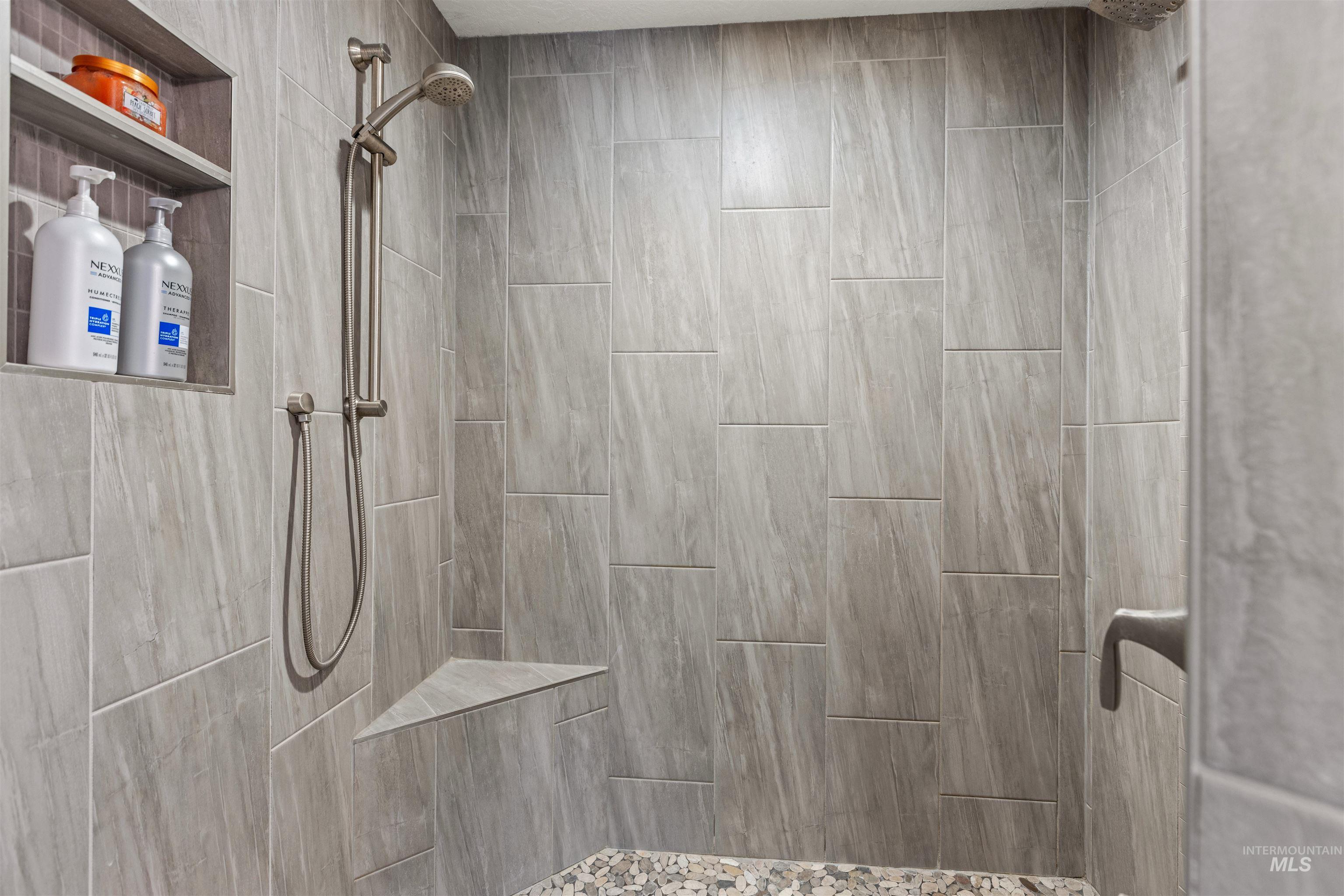 20796 Lowell Road, Caldwell, Idaho 83607, 4 Bedrooms, 3 Bathrooms, Residential For Sale, Price $1,750,000,MLS 98979582