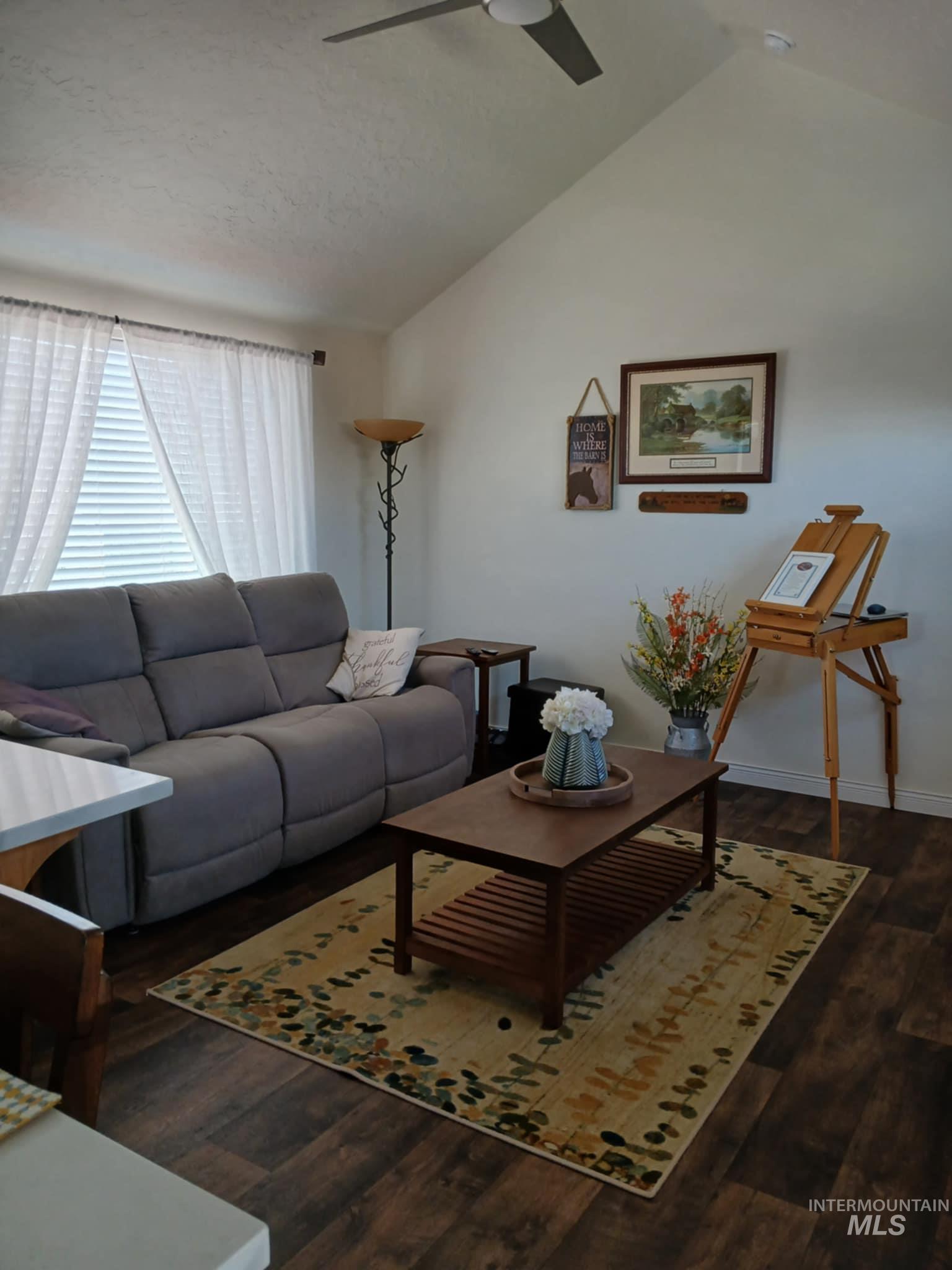 419 Fruitland, Buhl, Idaho 83316, 1 Bedroom, 1 Bathroom, Residential For Sale, Price $150,000,MLS 98979583