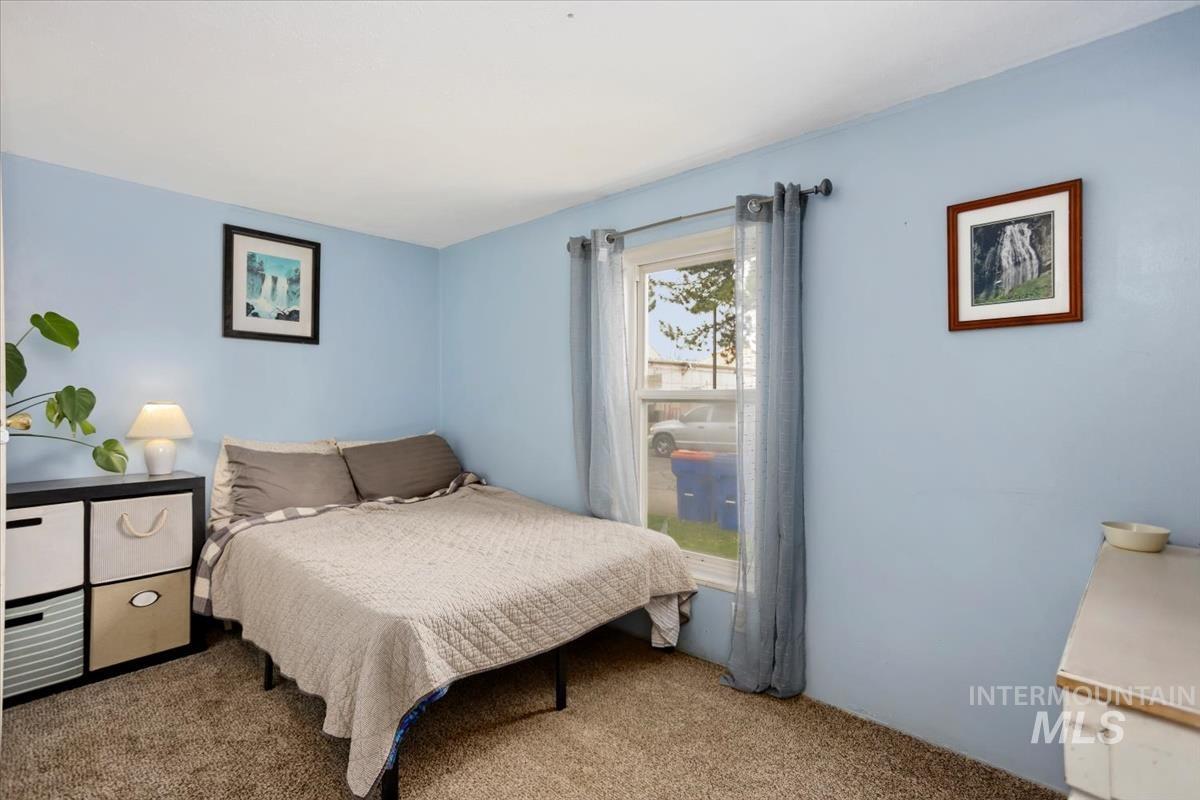 101 S Flagstone Ln, Eagle, Idaho 83616, 3 Bedrooms, 1.5 Bathrooms, Residential For Sale, Price $109,999,MLS 98979584