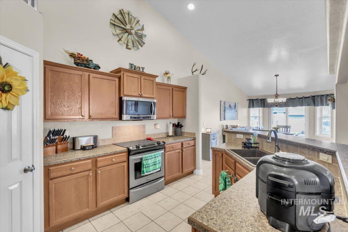 1708 NE Idarock, Mountain Home, Idaho 83647-6368, 4 Bedrooms, 2 Bathrooms, Residential For Sale, Price $440,000, 98979585