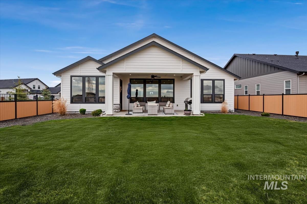 21890 Paint Ave, Star, Idaho 83669, 3 Bedrooms, 2 Bathrooms, Residential For Sale, Price $904,900,MLS 98979586
