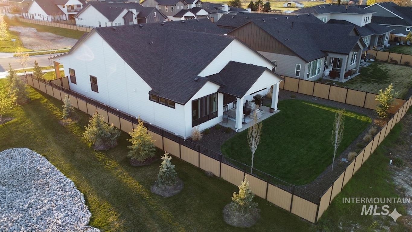 21890 Paint Ave, Star, Idaho 83669, 3 Bedrooms, 2 Bathrooms, Residential For Sale, Price $904,900,MLS 98979586