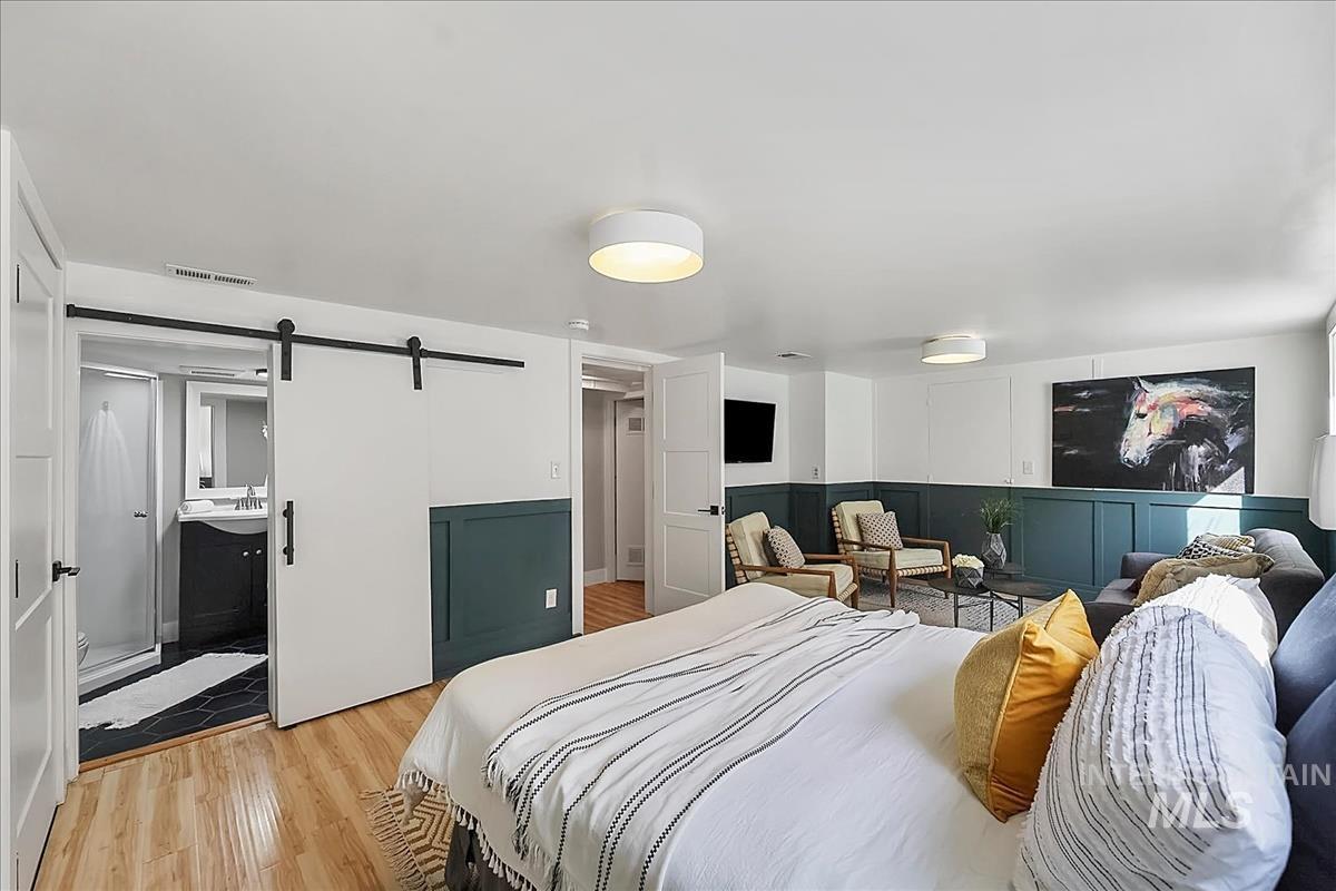 1809 N 18th Street, Boise, Idaho 83702, 3 Bedrooms, 2 Bathrooms, Residential For Sale, Price $869,900, 98979588