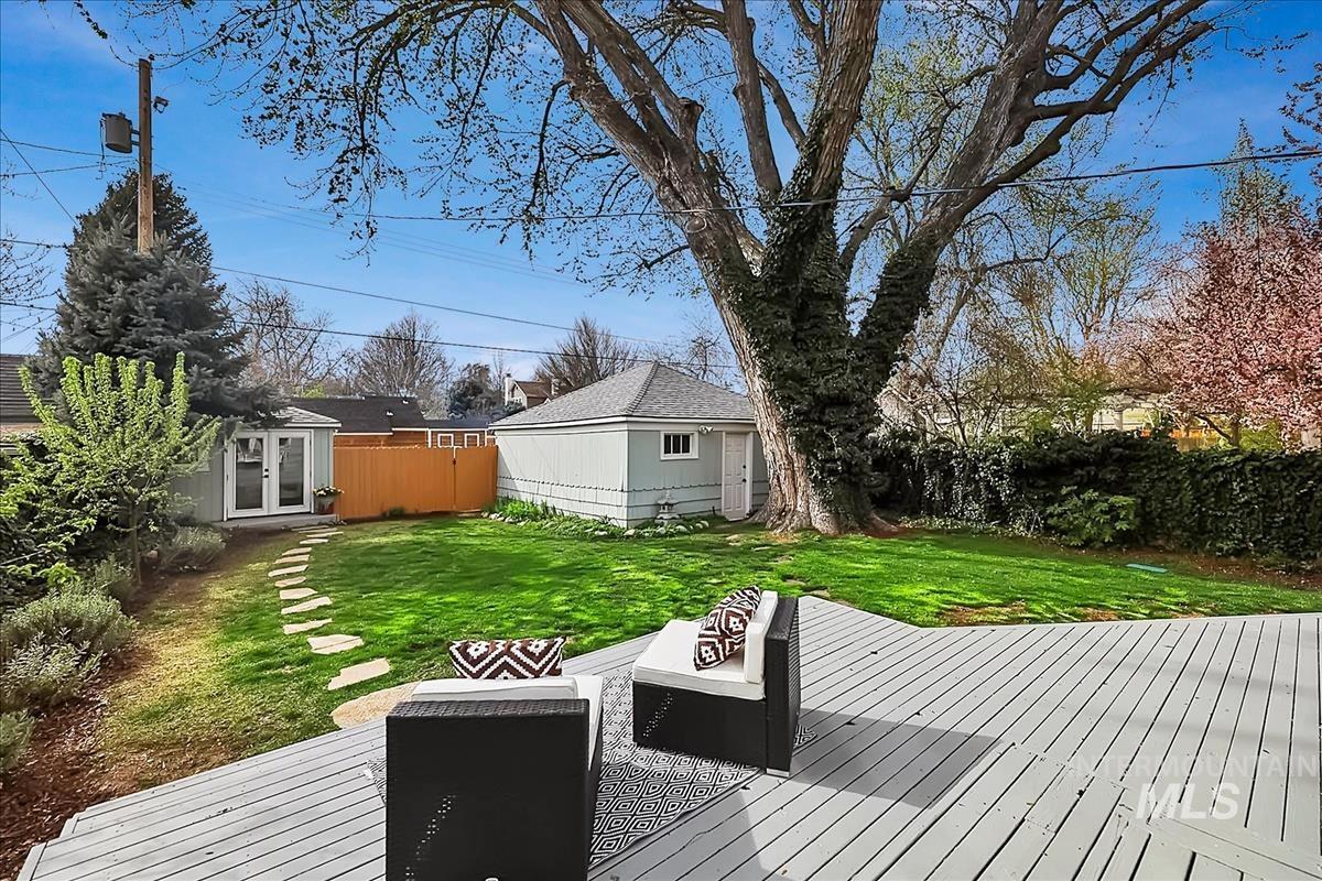 1809 N 18th Street, Boise, Idaho 83702, 3 Bedrooms, 2 Bathrooms, Residential For Sale, Price $869,900, 98979588