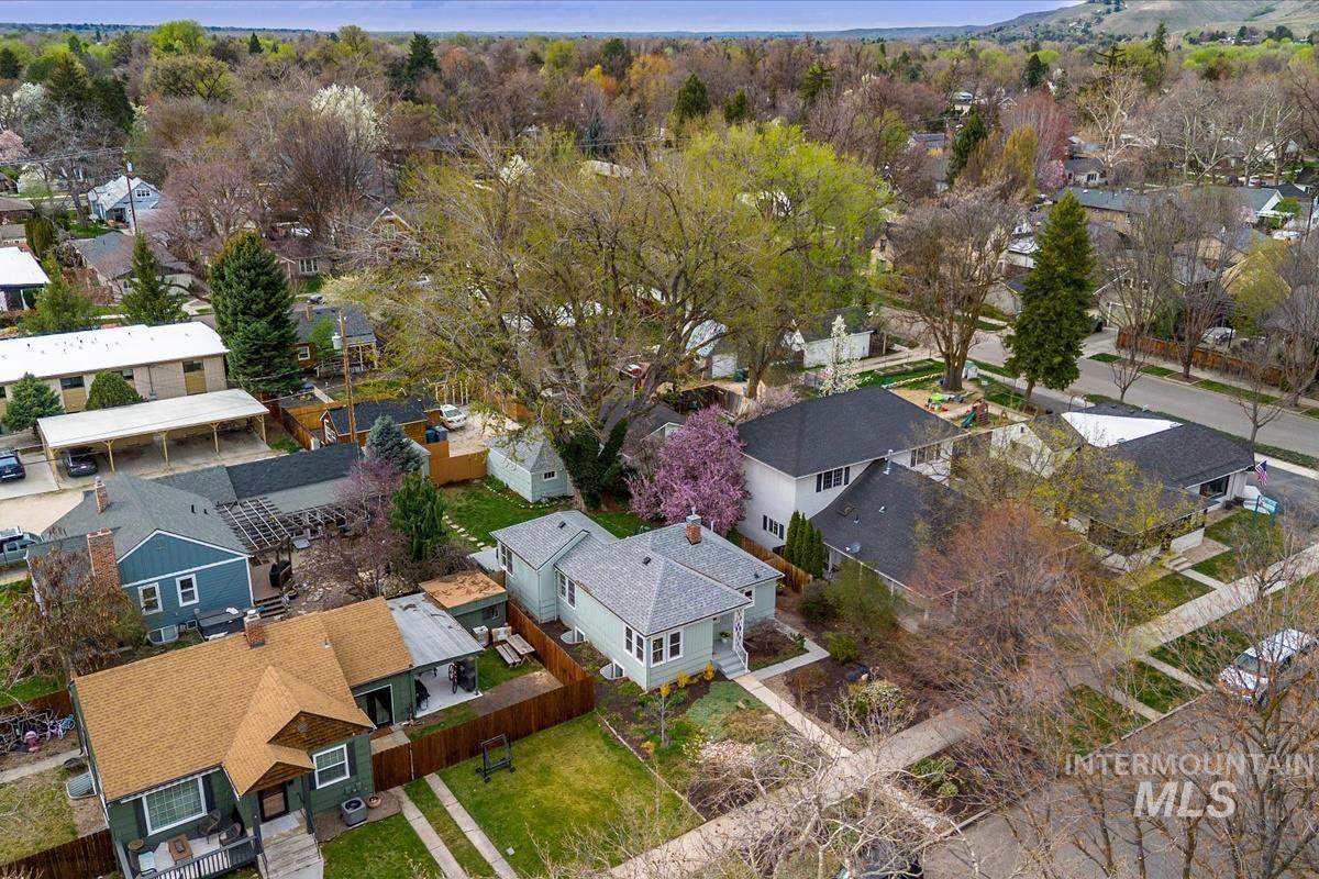 1809 N 18th Street, Boise, Idaho 83702, 3 Bedrooms, 2 Bathrooms, Residential For Sale, Price $869,900, 98979588