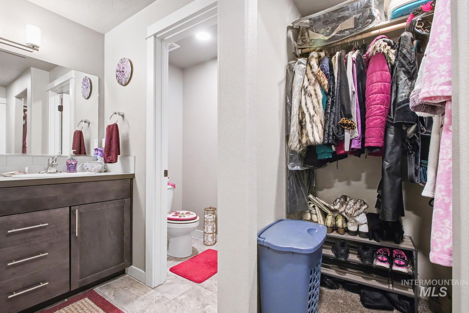 2435 Legacy Court, Clarkston, Washington 99403, 3 Bedrooms, 2 Bathrooms, Residential For Sale, Price $419,900, 98979589