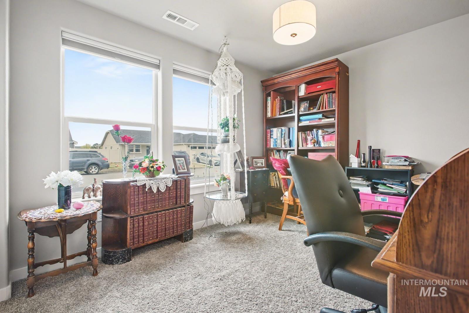 2435 Legacy Court, Clarkston, Washington 99403, 3 Bedrooms, 2 Bathrooms, Residential For Sale, Price $419,900, 98979589