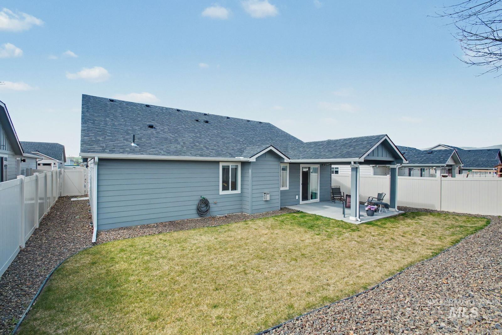 2435 Legacy Court, Clarkston, Washington 99403, 3 Bedrooms, 2 Bathrooms, Residential For Sale, Price $419,900, 98979589