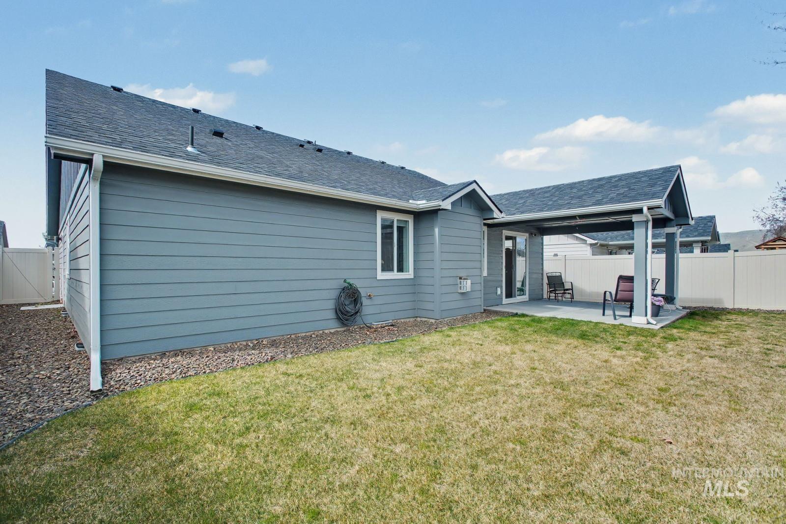 2435 Legacy Court, Clarkston, Washington 99403, 3 Bedrooms, 2 Bathrooms, Residential For Sale, Price $419,900, 98979589