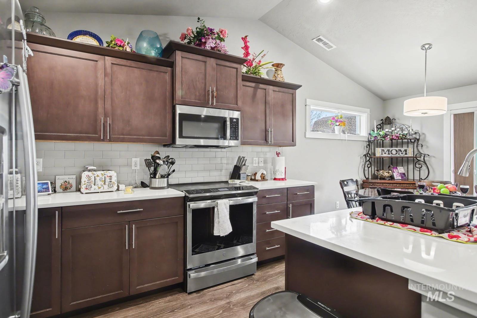 2435 Legacy Court, Clarkston, Washington 99403, 3 Bedrooms, 2 Bathrooms, Residential For Sale, Price $419,900, 98979589