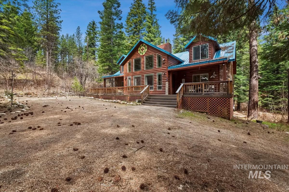 28 Elk Run Drive, Garden Valley, Idaho 83622, 3 Bedrooms, 4 Bathrooms, Residential For Sale, Price $1,100,000, 98979590
