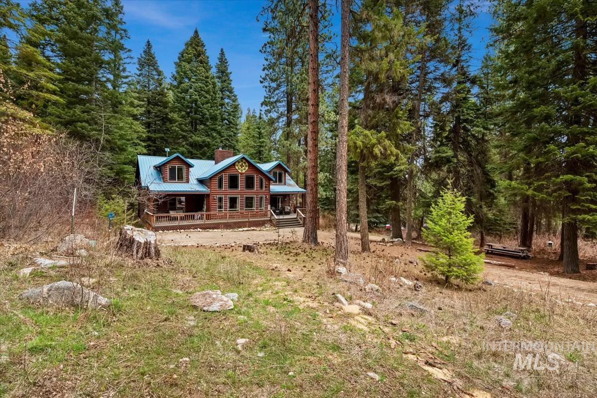 28 Elk Run Drive, Garden Valley, Idaho 83622, 3 Bedrooms, 4 Bathrooms, Residential For Sale, Price $1,100,000, 98979590