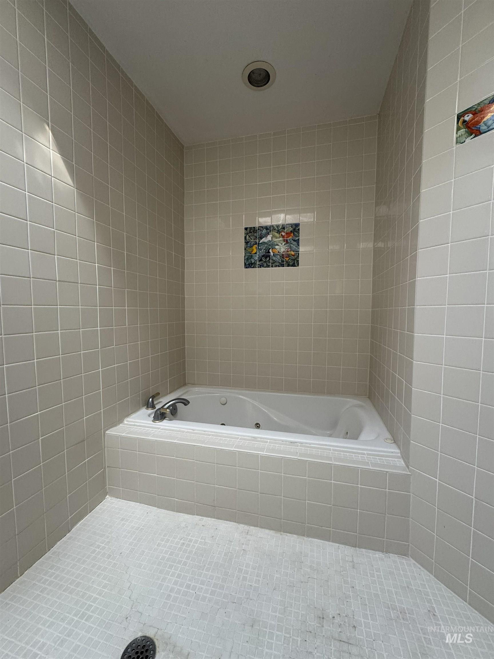 4454 North 1325 East, Buhl, Idaho 83316, 3 Bedrooms, 3 Bathrooms, Residential For Sale, Price $694,900, 98979593