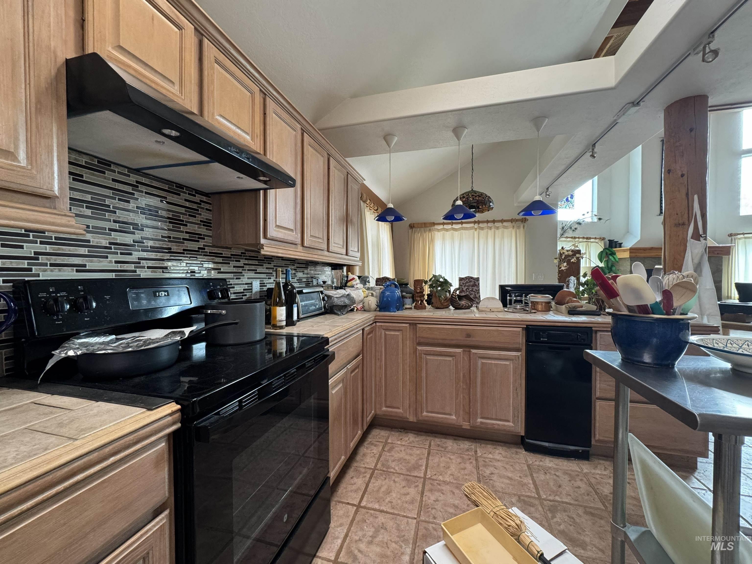 4454 North 1325 East, Buhl, Idaho 83316, 3 Bedrooms, 3 Bathrooms, Residential For Sale, Price $694,900, 98979593