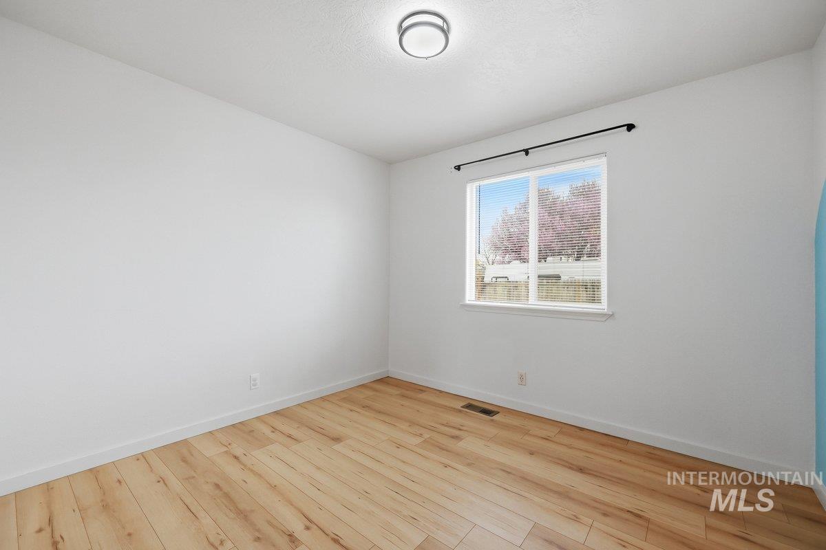 4801 W Buffalo Grass Ave, Caldwell, Idaho 83607, 3 Bedrooms, 2 Bathrooms, Residential For Sale, Price $339,000, 98979596