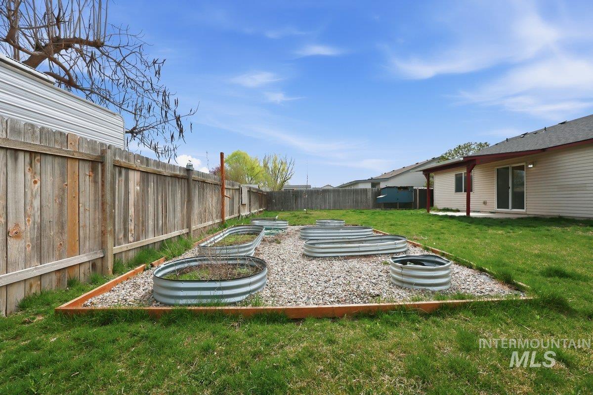 4801 W Buffalo Grass Ave, Caldwell, Idaho 83607, 3 Bedrooms, 2 Bathrooms, Residential For Sale, Price $339,000, 98979596