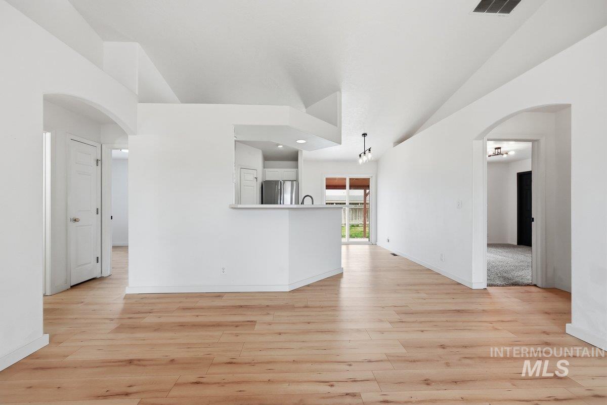 4801 W Buffalo Grass Ave, Caldwell, Idaho 83607, 3 Bedrooms, 2 Bathrooms, Residential For Sale, Price $339,000, 98979596