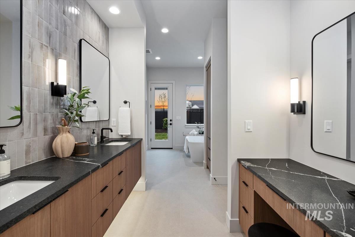 7290 W Bed Mill St, Eagle, Idaho 83616, 3 Bedrooms, 2.5 Bathrooms, Residential For Sale, Price $999,900, 98979598