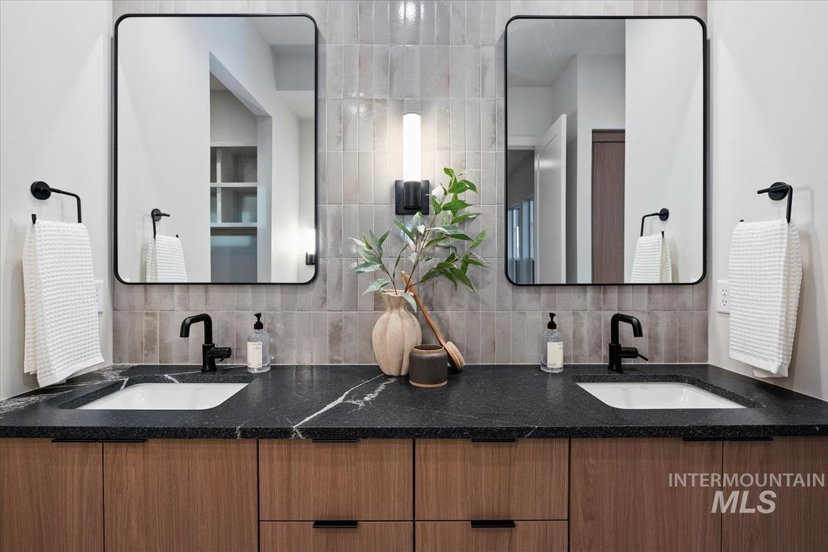 7290 W Bed Mill St, Eagle, Idaho 83616, 3 Bedrooms, 2.5 Bathrooms, Residential For Sale, Price $999,900, 98979598