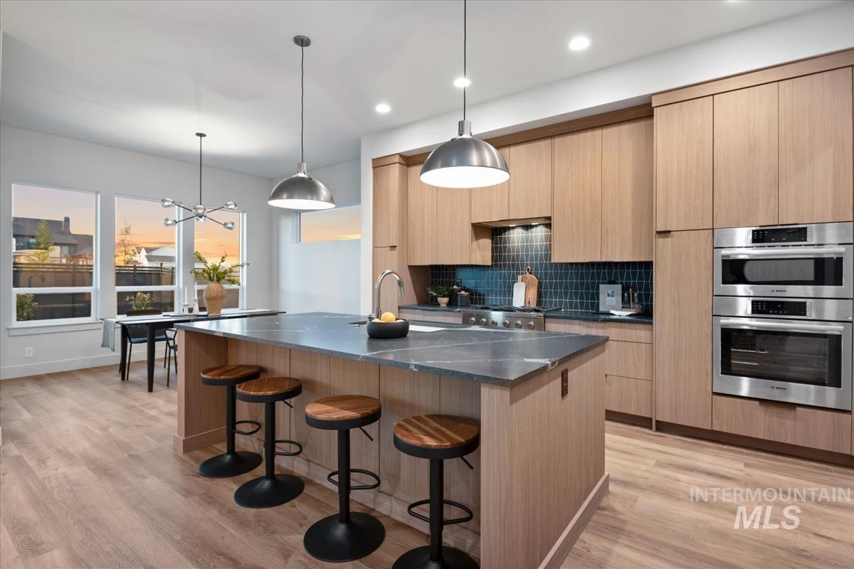 7290 W Bed Mill St, Eagle, Idaho 83616, 3 Bedrooms, 2.5 Bathrooms, Residential For Sale, Price $999,900, 98979598