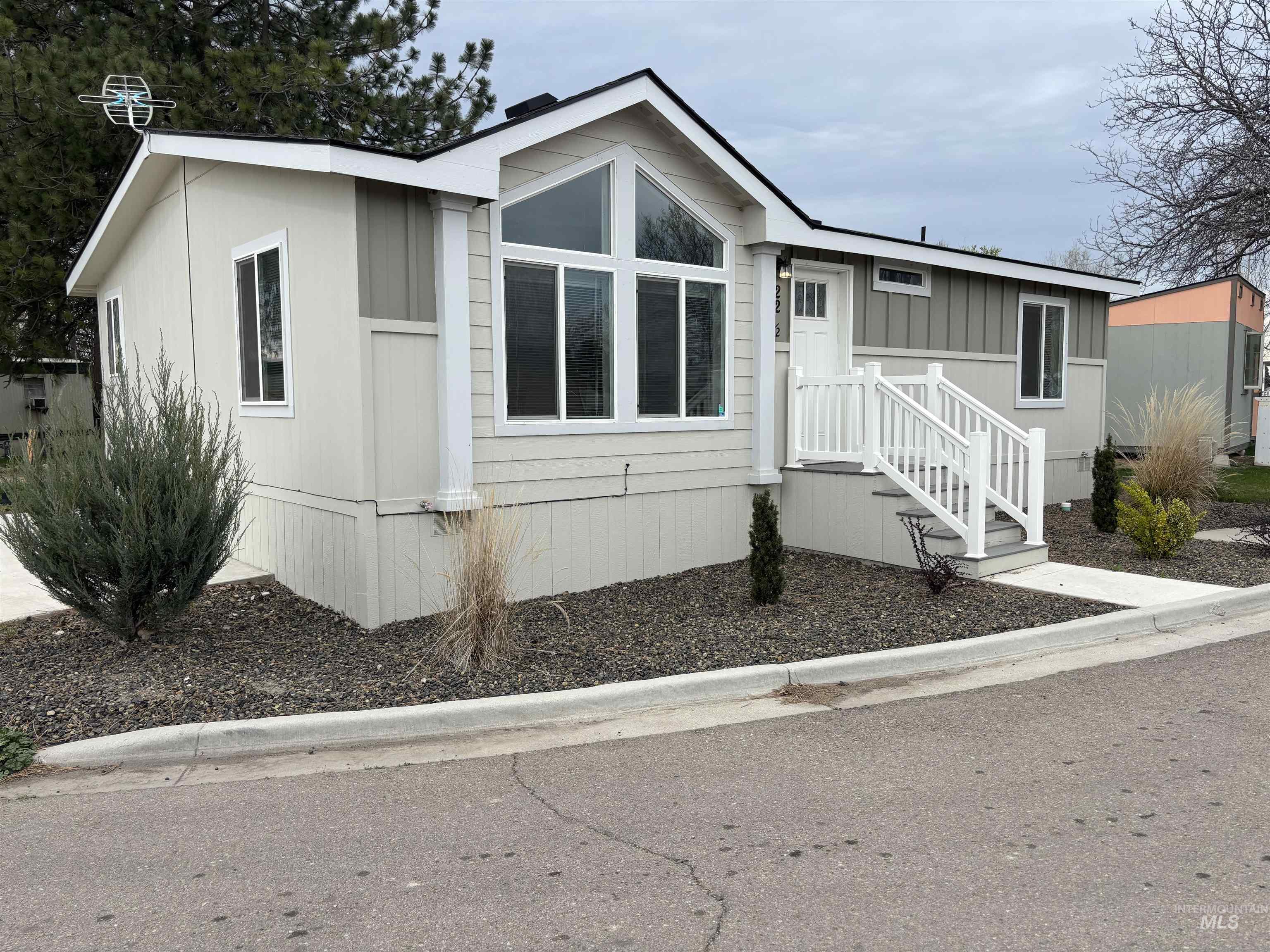 1220 N 4th #22.5, Parma, Idaho 83660, 2 Bedrooms, 1 Bathroom, Residential For Sale, Price $135,000,MLS 98979600