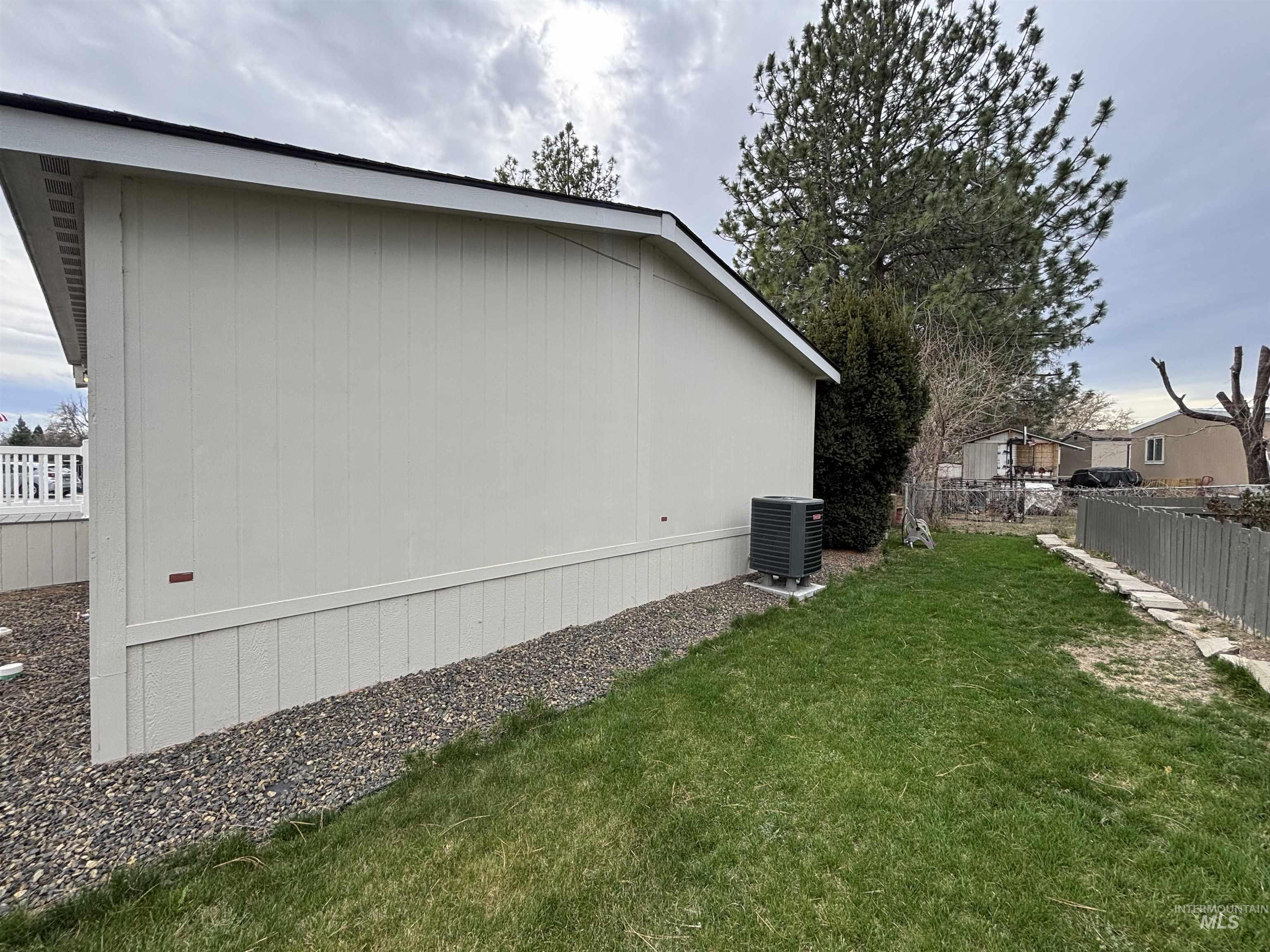 1220 N 4th #22.5, Parma, Idaho 83660, 2 Bedrooms, 1 Bathroom, Residential For Sale, Price $135,000,MLS 98979600