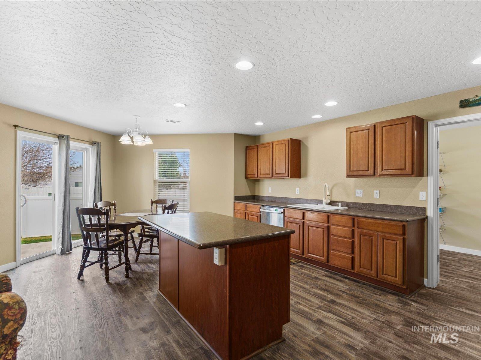 190 W Tehuti Ct., Kuna, Idaho 83634, 4 Bedrooms, 2.5 Bathrooms, Residential For Sale, Price $489,000, 98979601