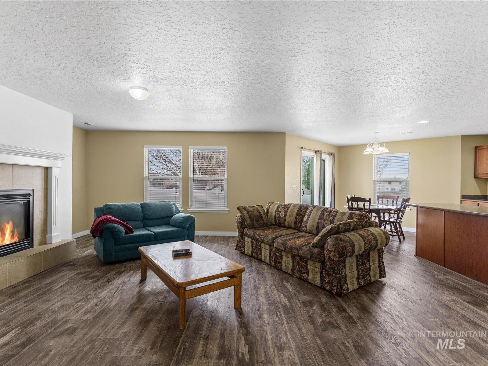 190 W Tehuti Ct., Kuna, Idaho 83634, 4 Bedrooms, 2.5 Bathrooms, Residential For Sale, Price $489,000, 98979601