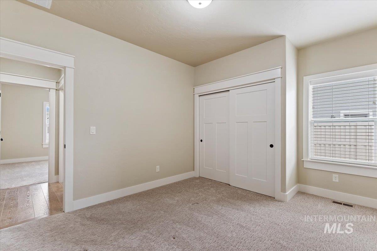 11705 W Bubblingcreek Ct, Star, Idaho 83669, 4 Bedrooms, 3 Bathrooms, Residential For Sale, Price $619,000, 98979604