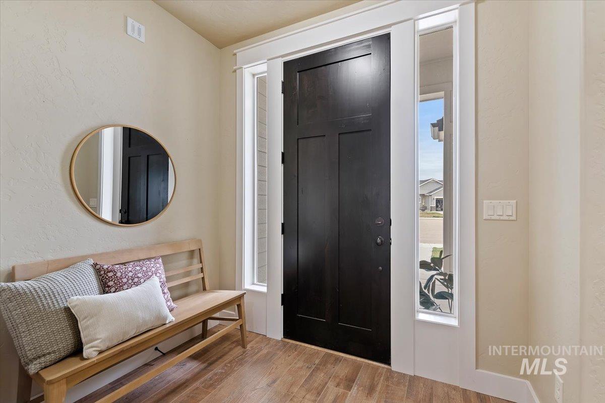 11705 W Bubblingcreek Ct, Star, Idaho 83669, 4 Bedrooms, 3 Bathrooms, Residential For Sale, Price $619,000, 98979604