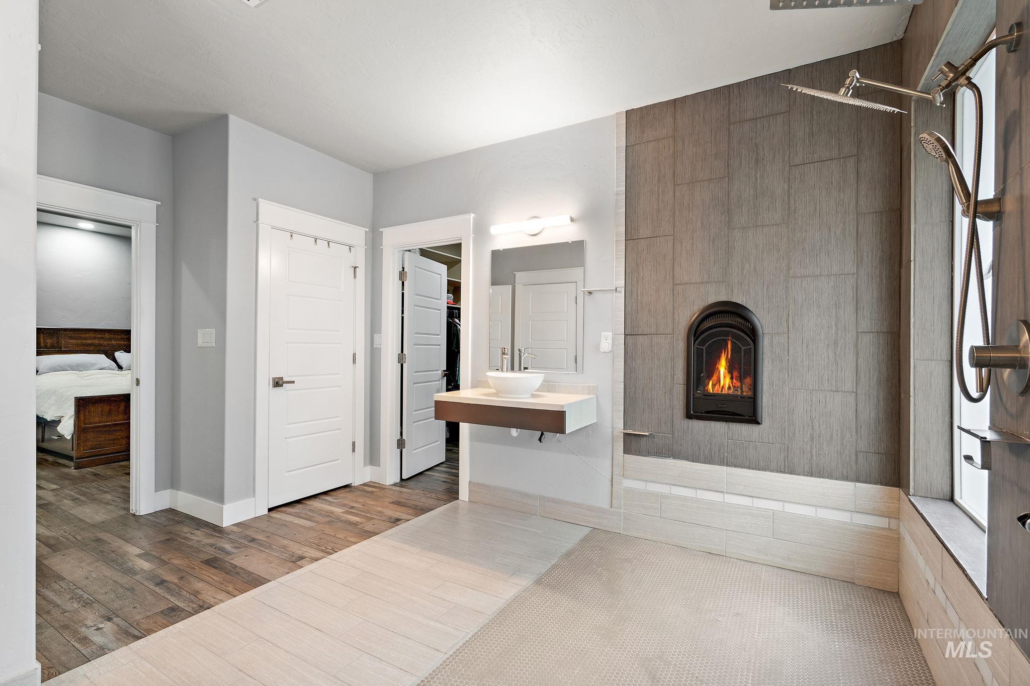 10606 W Cruser, Boise, Idaho 83709, 4 Bedrooms, 3 Bathrooms, Residential For Sale, Price $775,000, 98979605