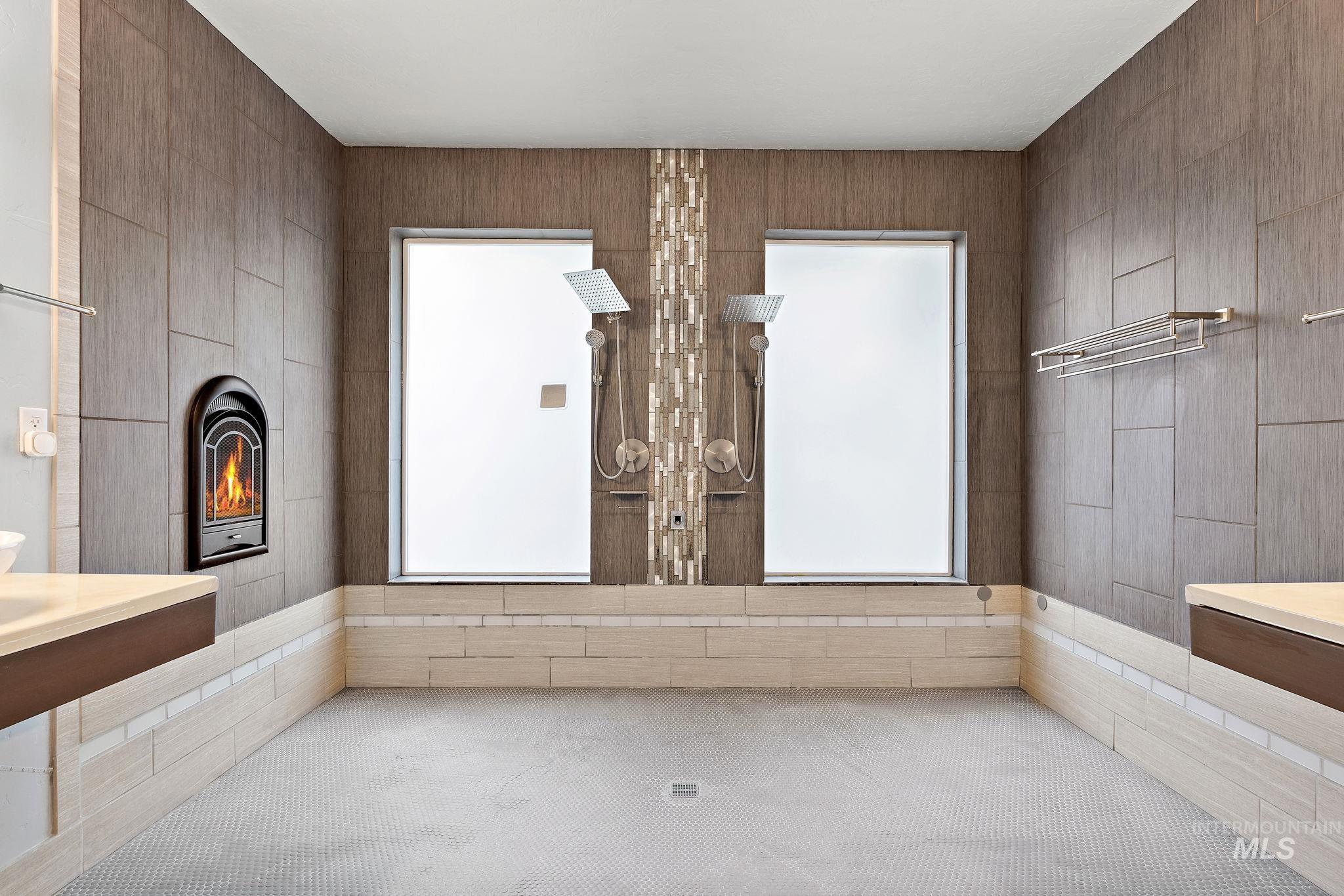 10606 W Cruser, Boise, Idaho 83709, 4 Bedrooms, 3 Bathrooms, Residential For Sale, Price $775,000, 98979605