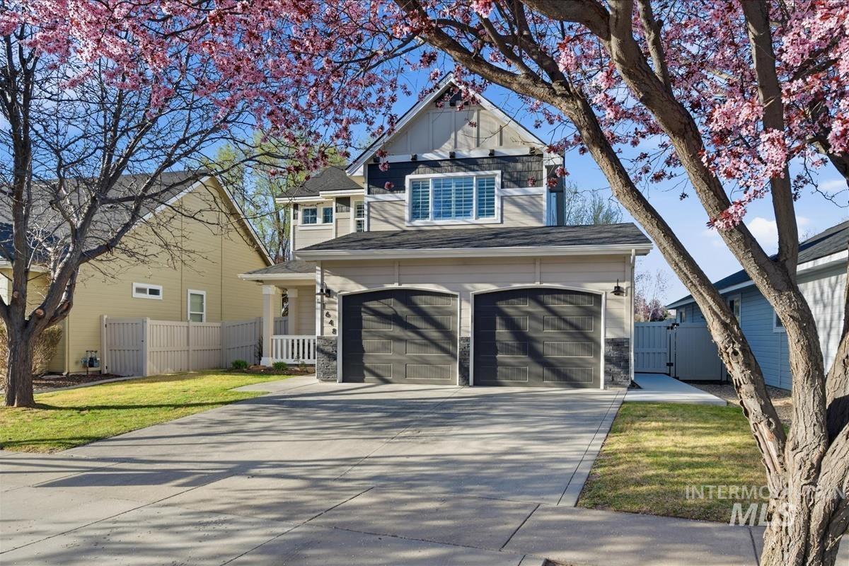 1648 E Sagemoor Dr, Meridian, Idaho 83642, 3 Bedrooms, 2.5 Bathrooms, Residential For Sale, Price $479,000, 98979607