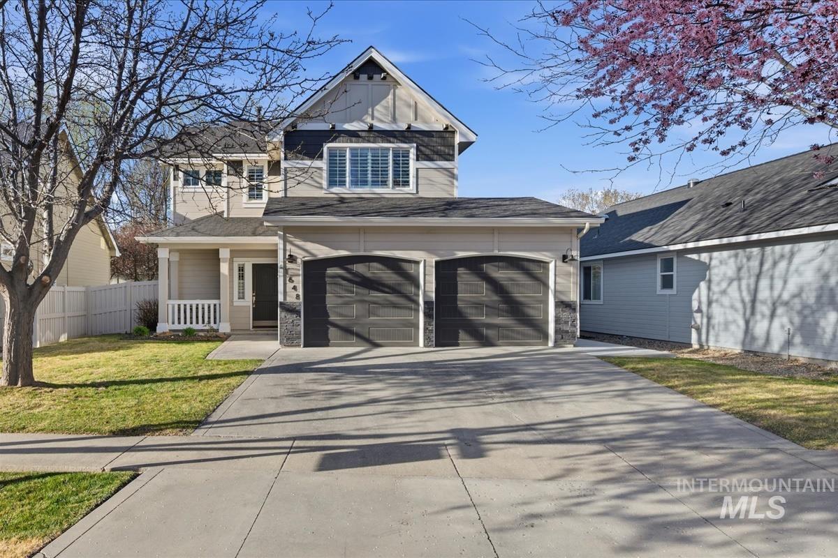 1648 E Sagemoor Dr, Meridian, Idaho 83642, 3 Bedrooms, 2.5 Bathrooms, Residential For Sale, Price $479,000, 98979607