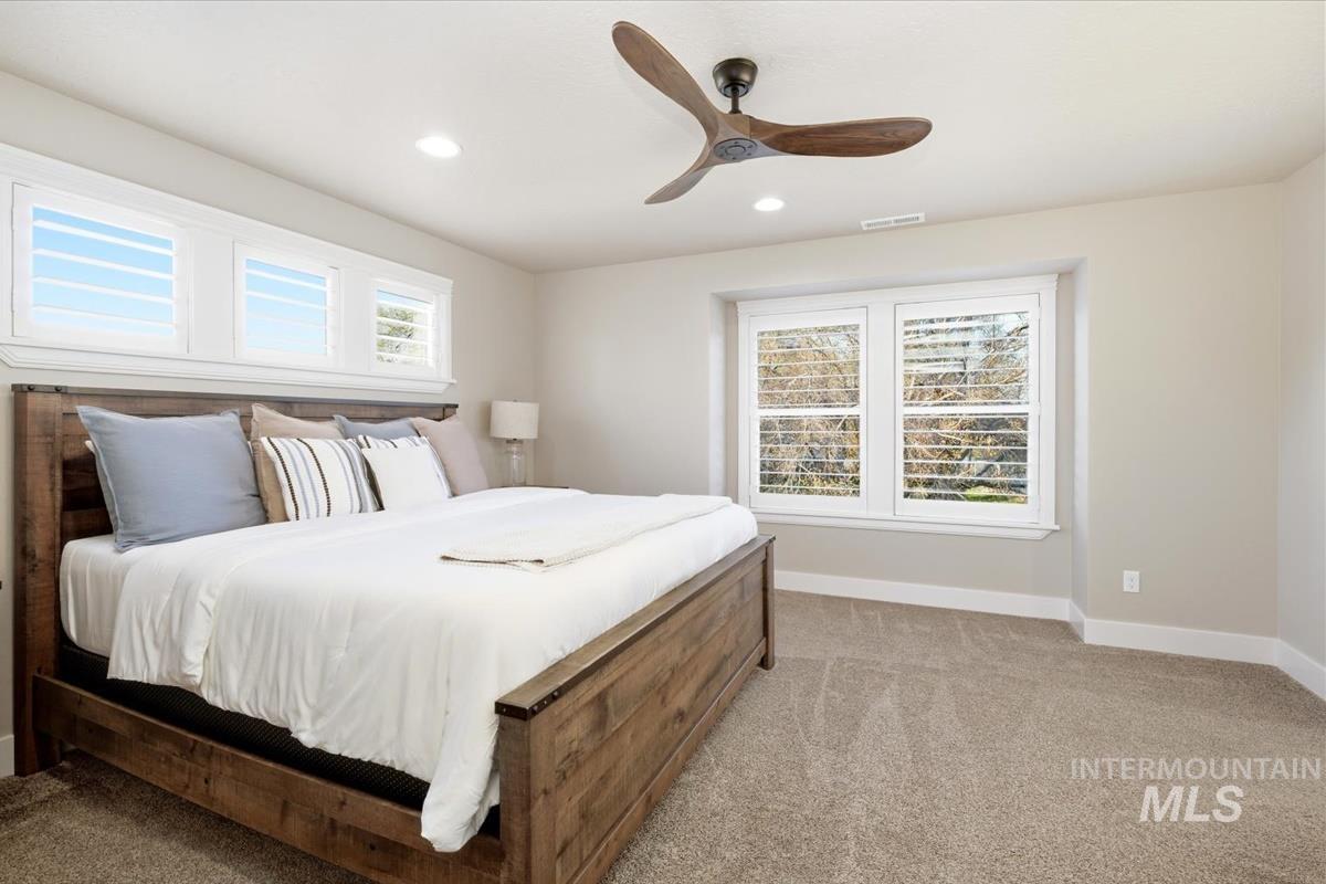 1648 E Sagemoor Dr, Meridian, Idaho 83642, 3 Bedrooms, 2.5 Bathrooms, Residential For Sale, Price $479,000, 98979607