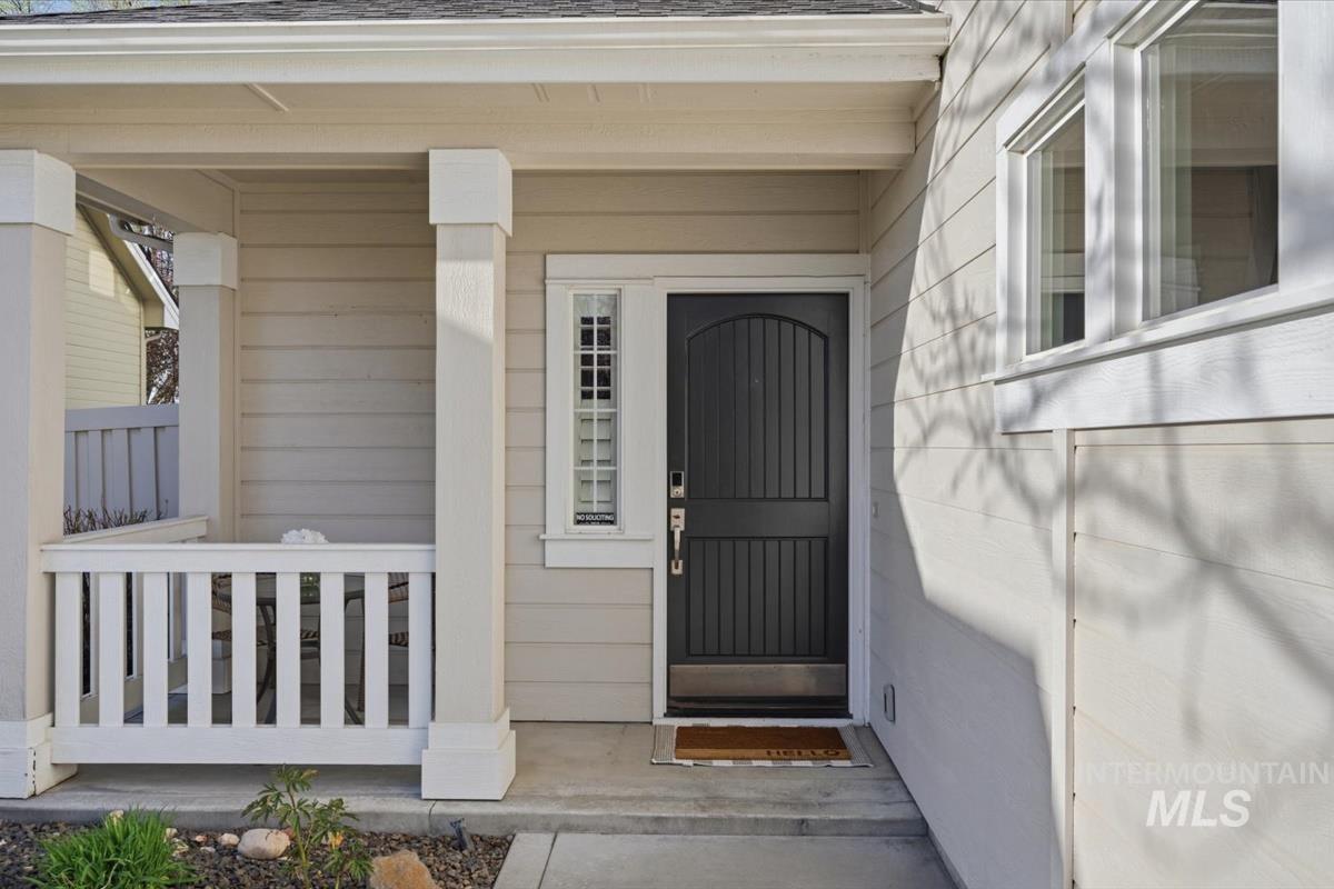 1648 E Sagemoor Dr, Meridian, Idaho 83642, 3 Bedrooms, 2.5 Bathrooms, Residential For Sale, Price $479,000, 98979607