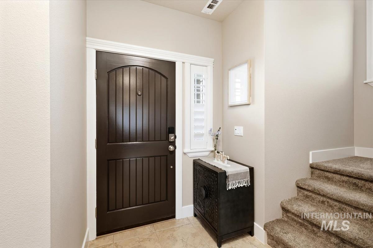 1648 E Sagemoor Dr, Meridian, Idaho 83642, 3 Bedrooms, 2.5 Bathrooms, Residential For Sale, Price $479,000, 98979607