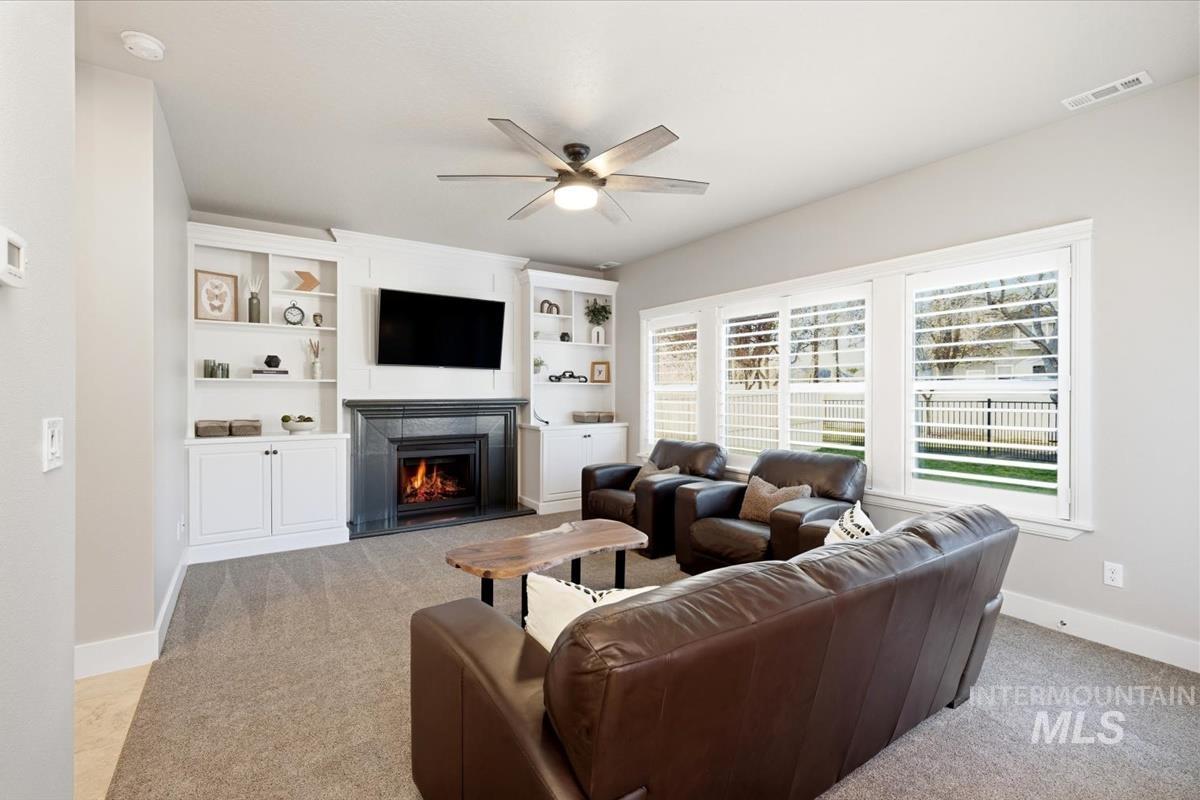 1648 E Sagemoor Dr, Meridian, Idaho 83642, 3 Bedrooms, 2.5 Bathrooms, Residential For Sale, Price $479,000, 98979607